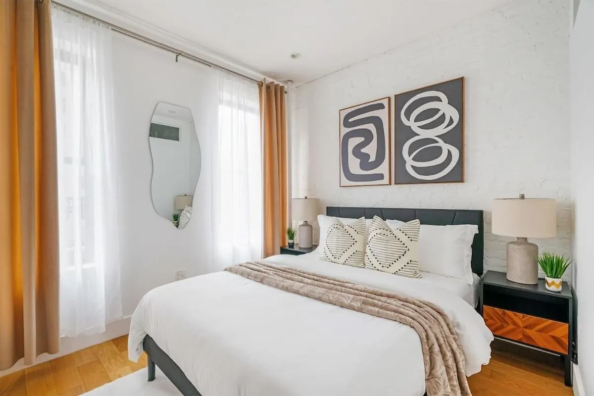 1290-6 Newly Renovated 2 Bedrooms In Ues New York 0*,  États-Unis