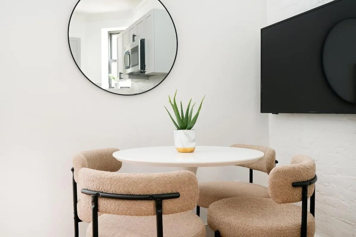 Apartament 1290-6 Newly Renovated 2 Bedrooms In Ues Nowy Jork